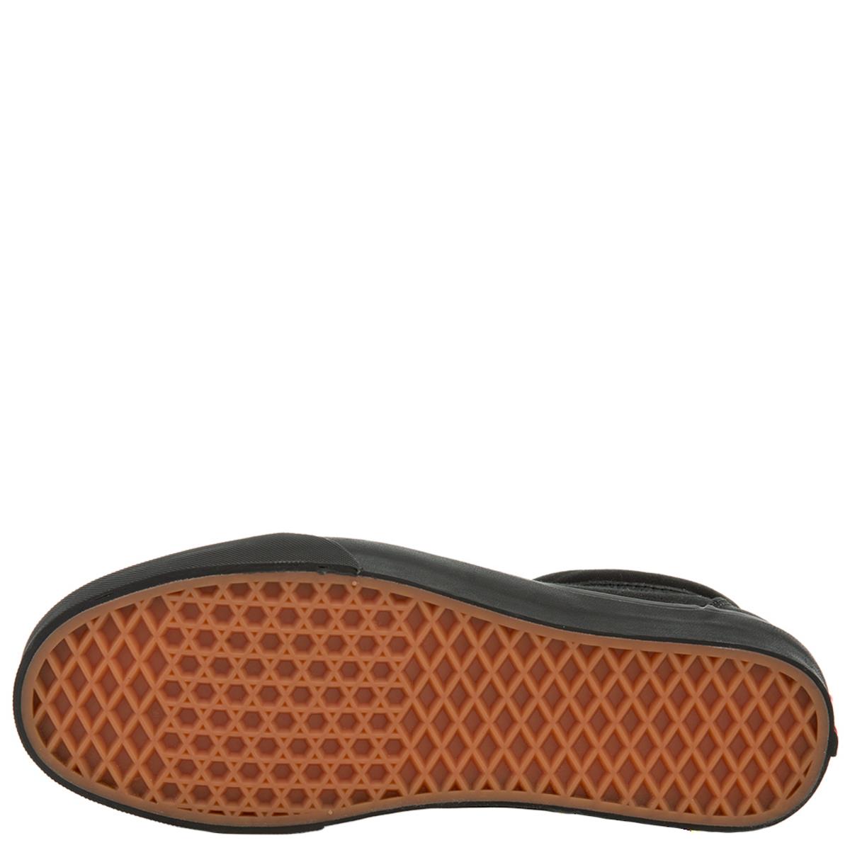 D3HBKA Old Skool Black/Black Shoes - A Timeless Classic!