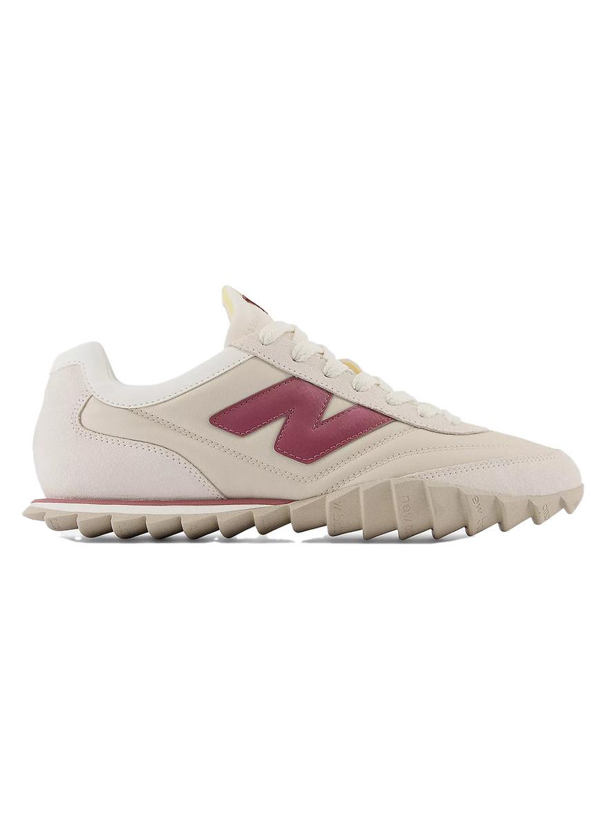 New Balance RC30 Heritage Sneakers - Sea Salt/Washed Burgundy: A Timeless Classic!