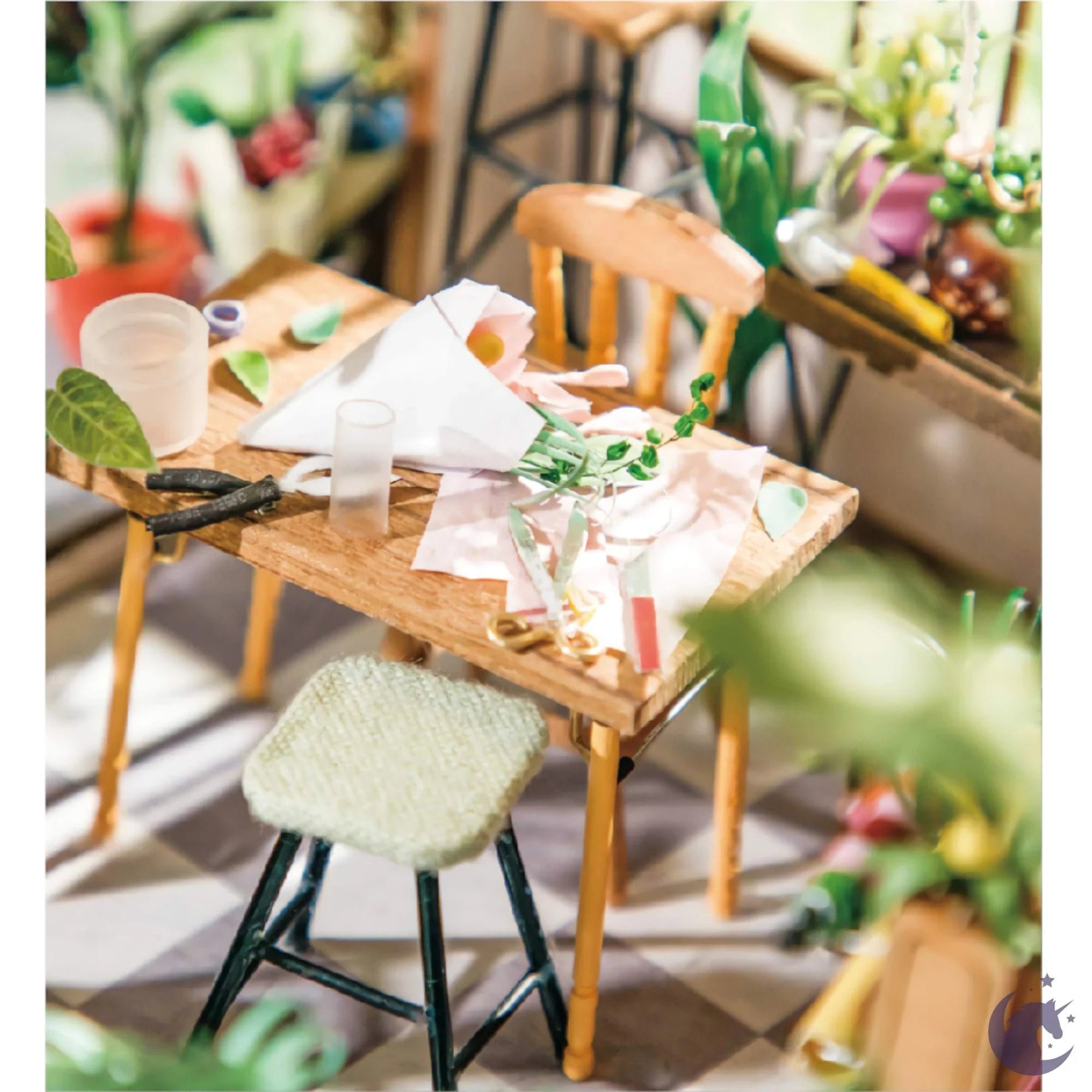 Emily's Flower Shop DIY Mini House - Unleash Your Creativity!