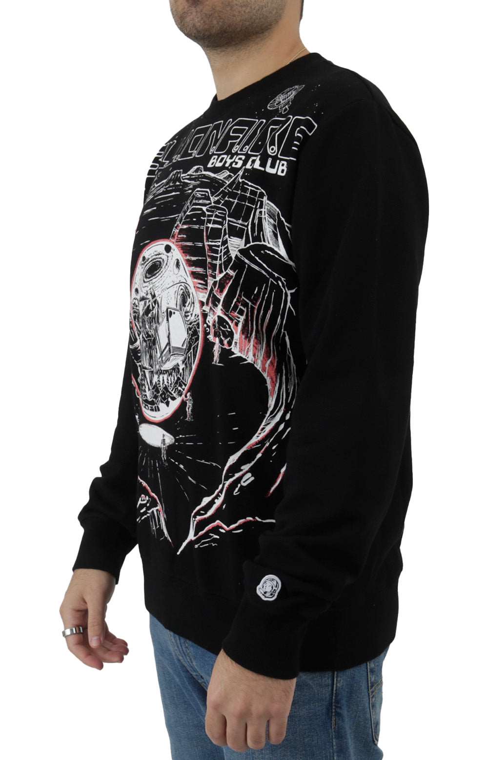 BB Discovery Black Crewneck - A Fashion Statement