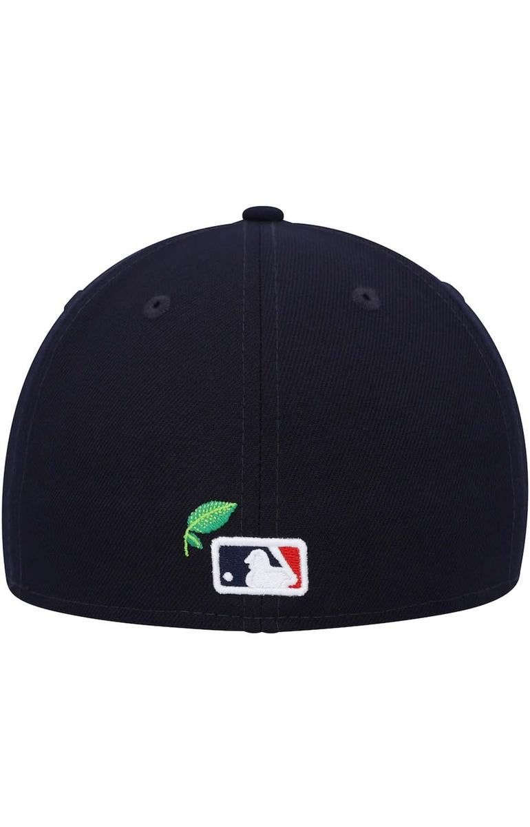 New Era's Stunning Boston Red Sox Stateview Classic Fitted Cap