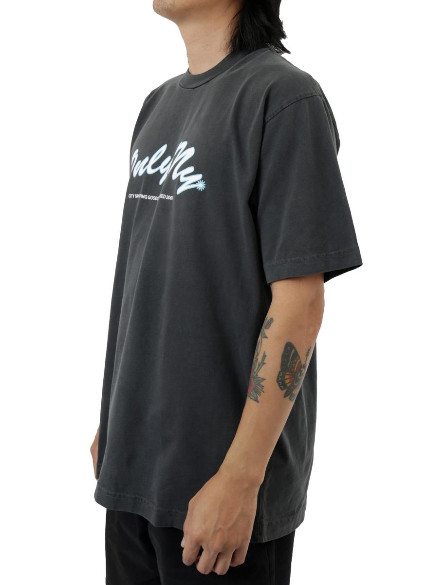Retro Star Logo Tee - Timeless Black