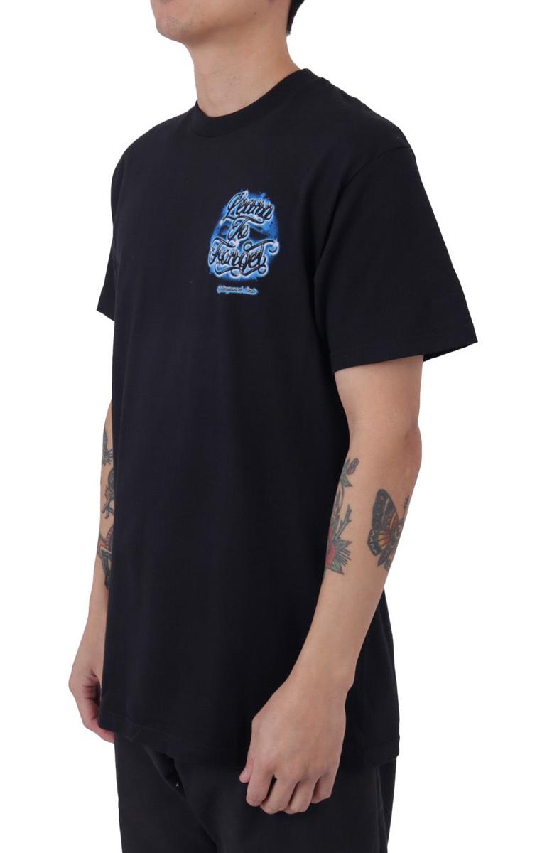 Stunning Airbrush Graphic Tee in Sleek Black