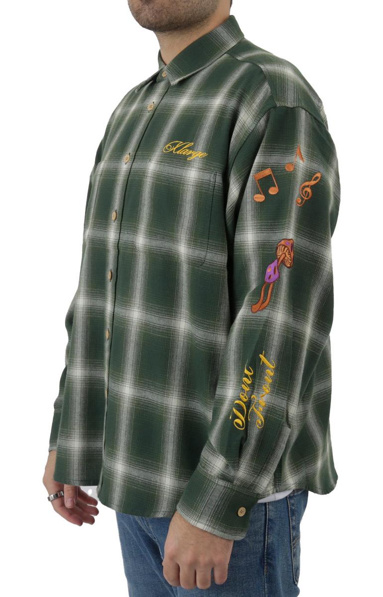 X-Large's Stunning Green Checkered Flannel Long Sleeve Button-Up Shirt