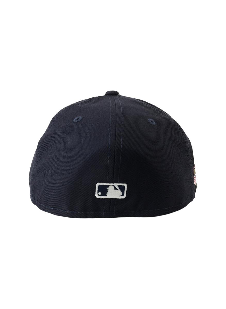 New Era's Stunning New York Yankees Floral Fitted Cap - Show Your Team Pride!