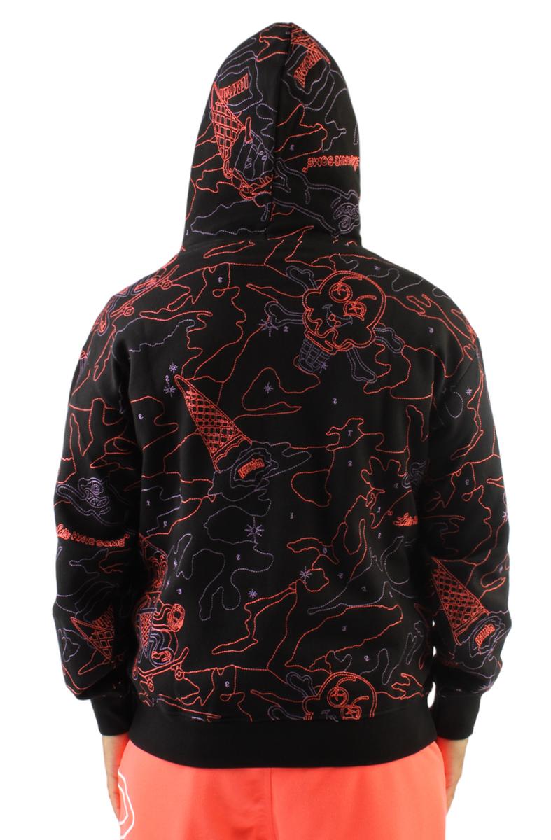 Stunning Camo Hoodie - A Must-Have!