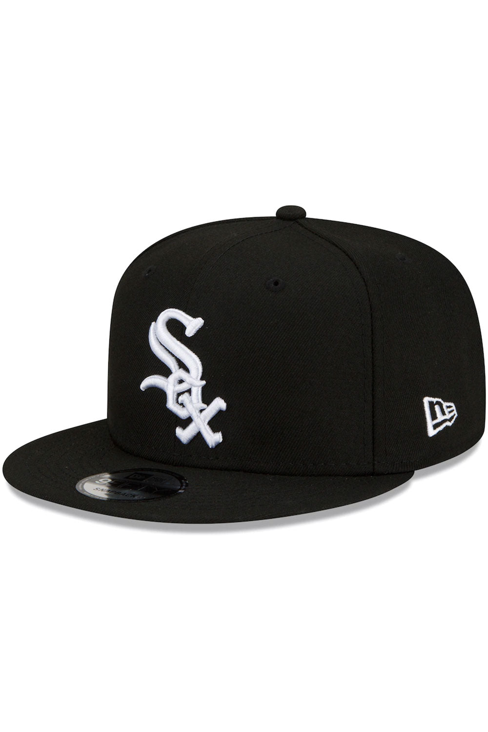 Stunning Chicago White Sox Side Patch Snap-Black Hat by New Era