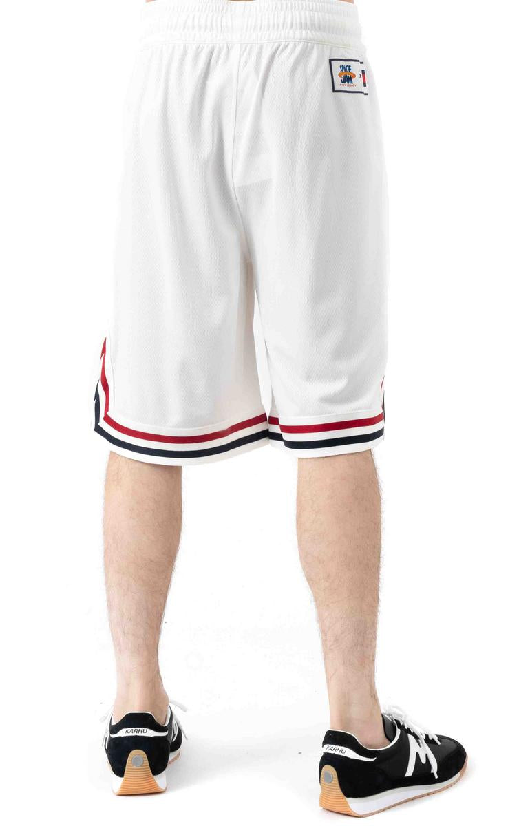 Bugs Bunny White Edition Basketball Shorts - A Must-Have!