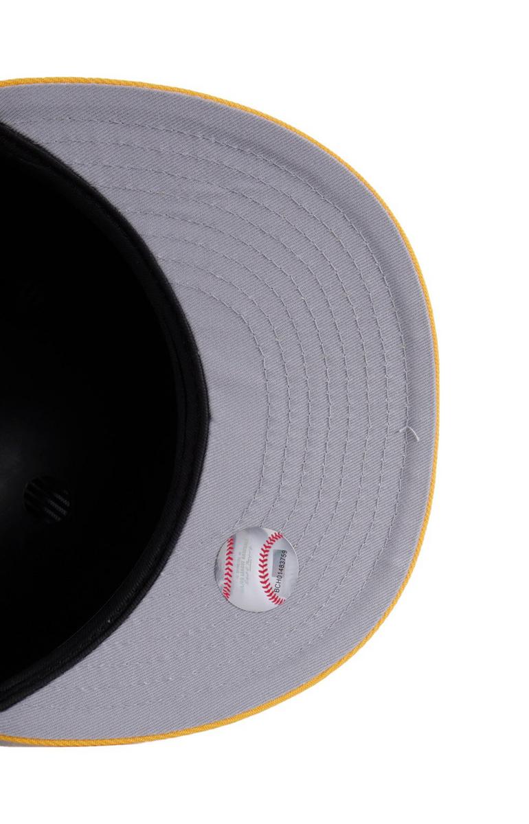New Era's Oakland Athletics 59FIFTY Letterman Fitted Cap - Show Your Team Pride!