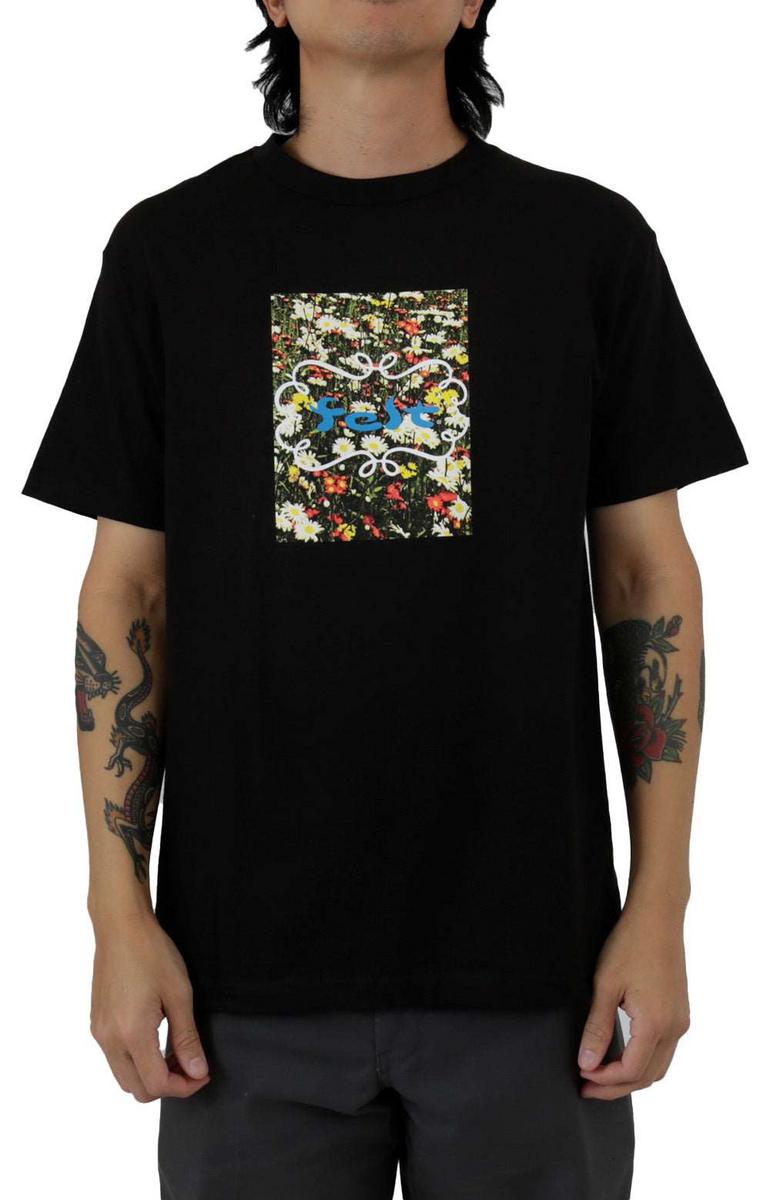 Stylish Black Poppy T-Shirt - A Must-Have!
