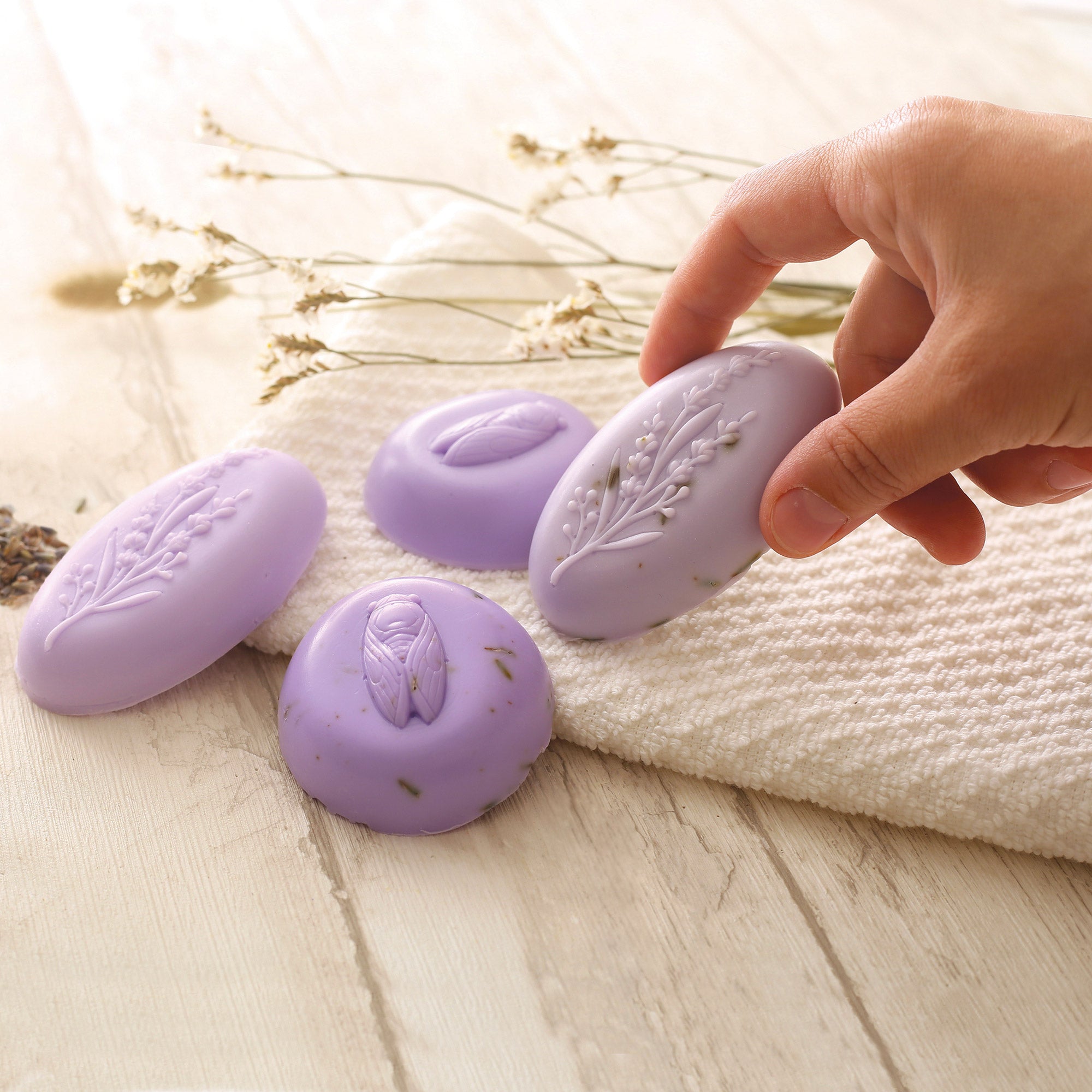 Enchanting DIY Lavender Soap Kit