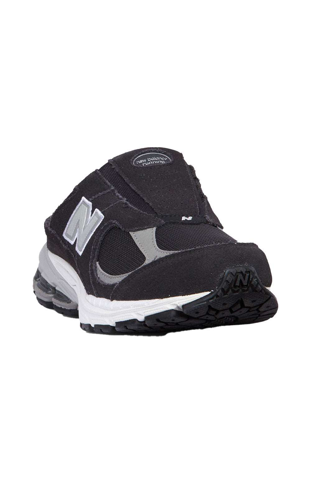New Balance 2002R Black Shoes - Stylish & Reliable