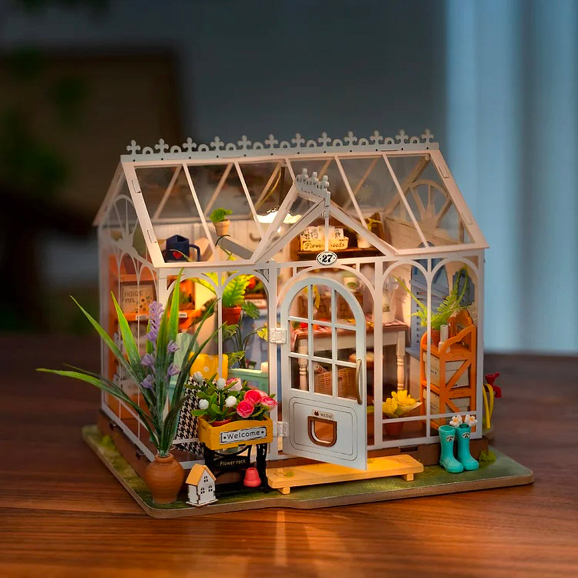 DIY Mini Dreamy Garden House - Unleash Your Creativity!