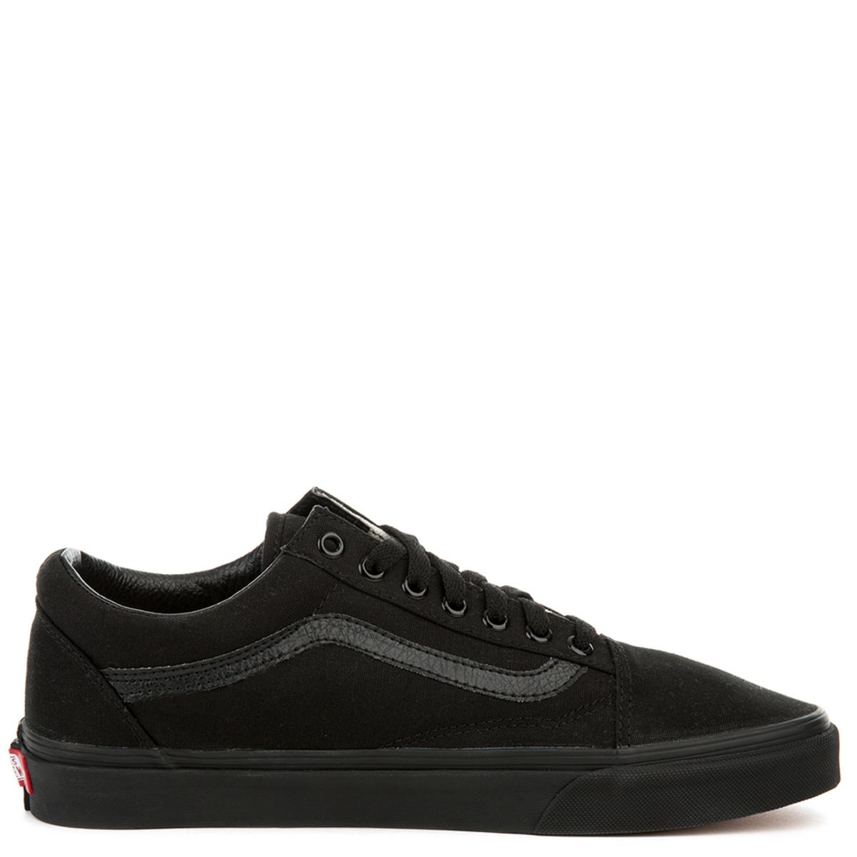 D3HBKA Old Skool Black/Black Shoes - A Timeless Classic!
