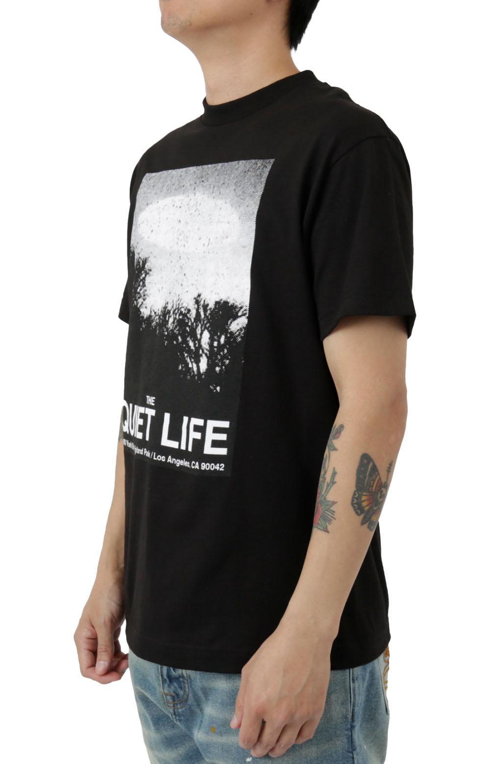 Stunning Black UFO T-Shirt - Grab Yours Now!
