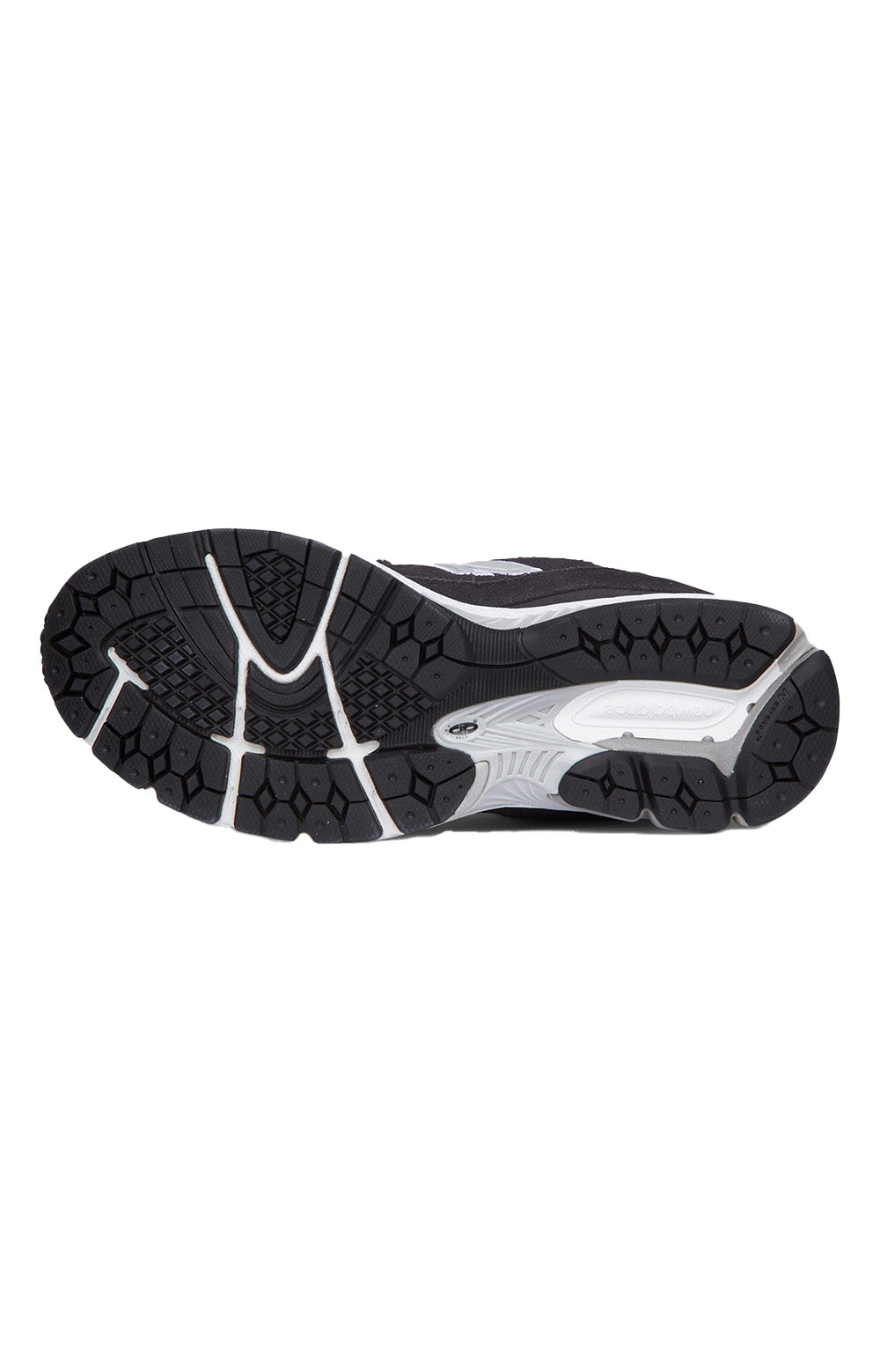 New Balance 2002R Black Shoes - Stylish & Reliable