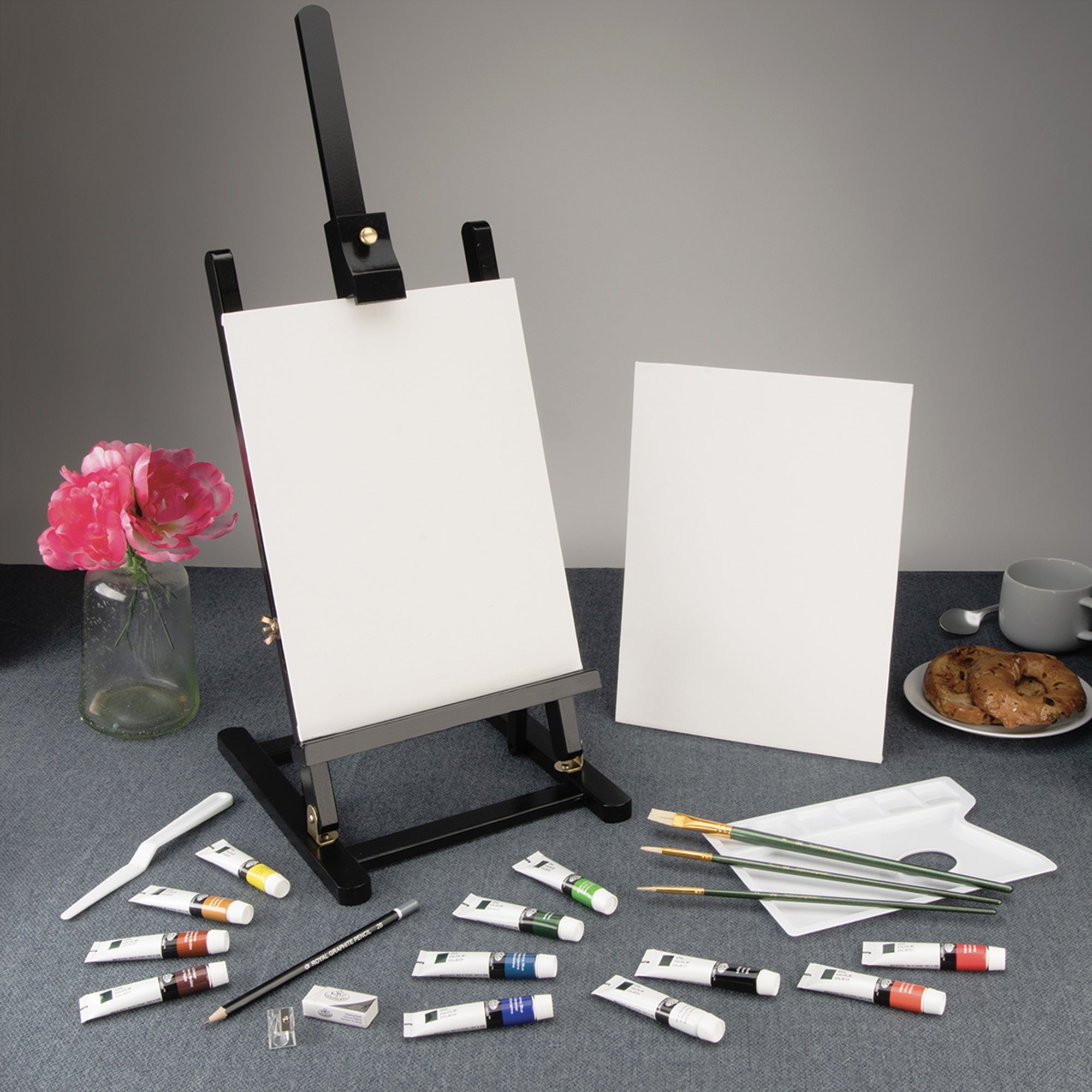 Black Series Oil Painting Easel Kit - 23 Pieces: Unleash Your Artistic Potential!