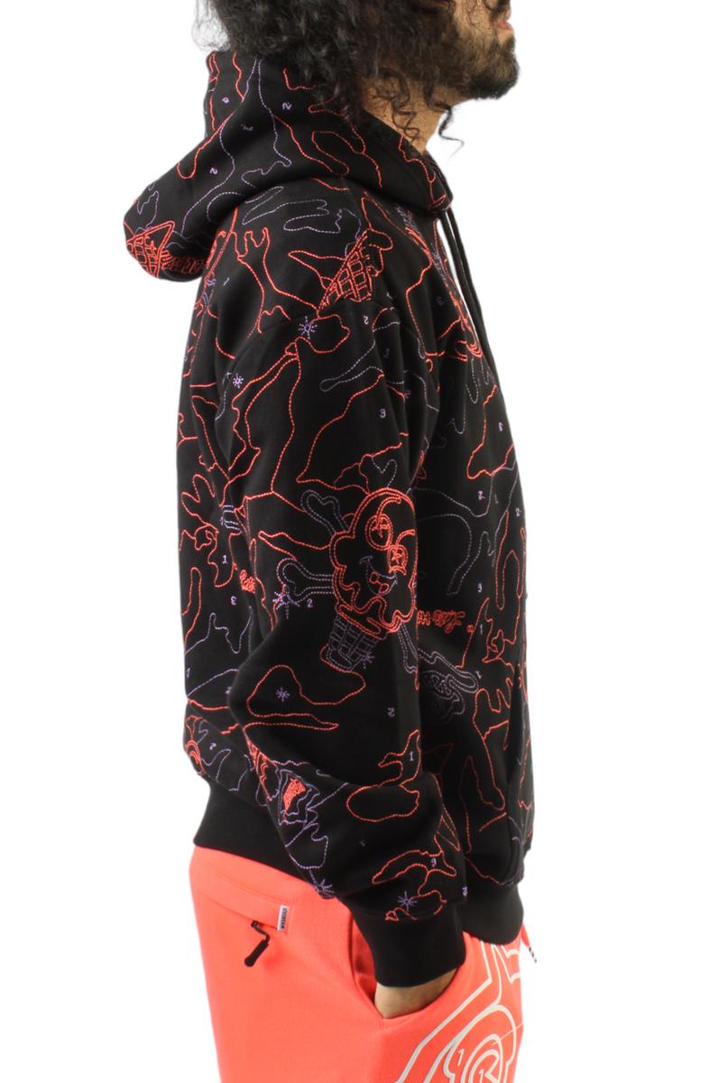 Stunning Camo Hoodie - A Must-Have!