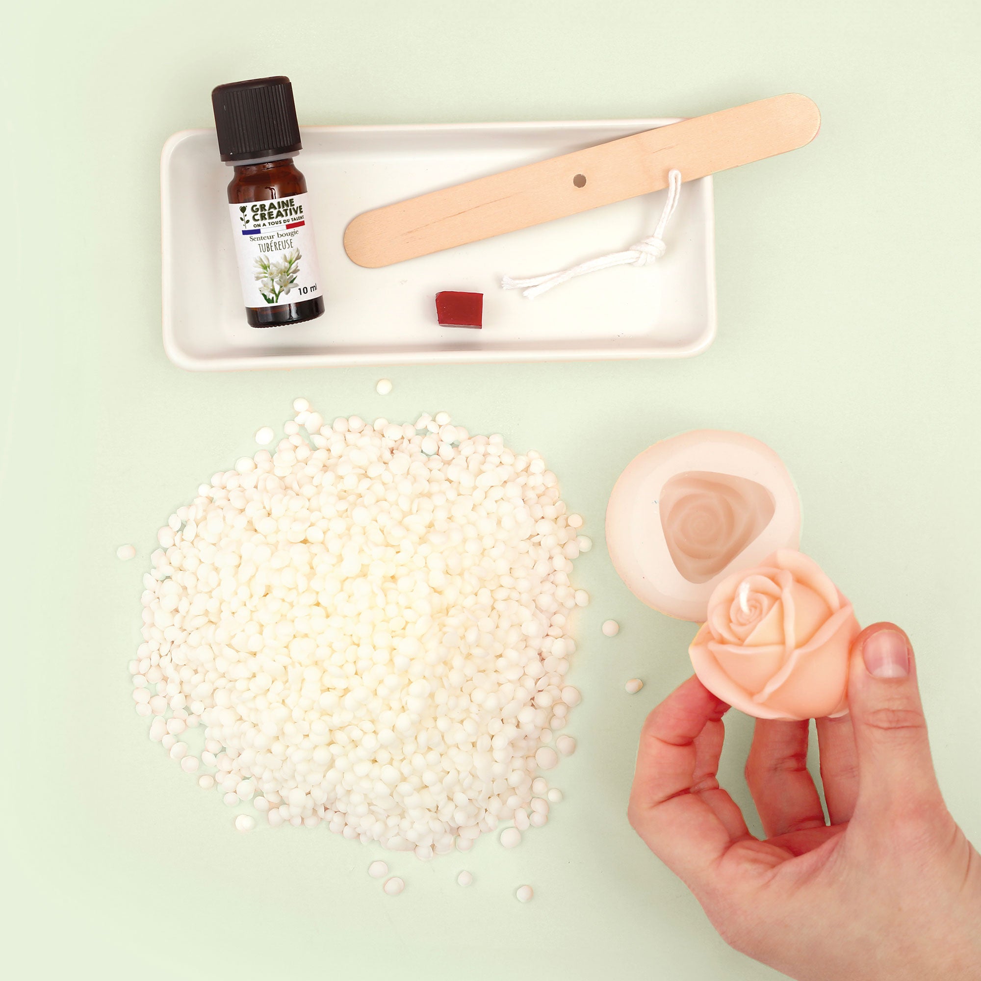 Enchanting DIY 3-Flower Candle Kit