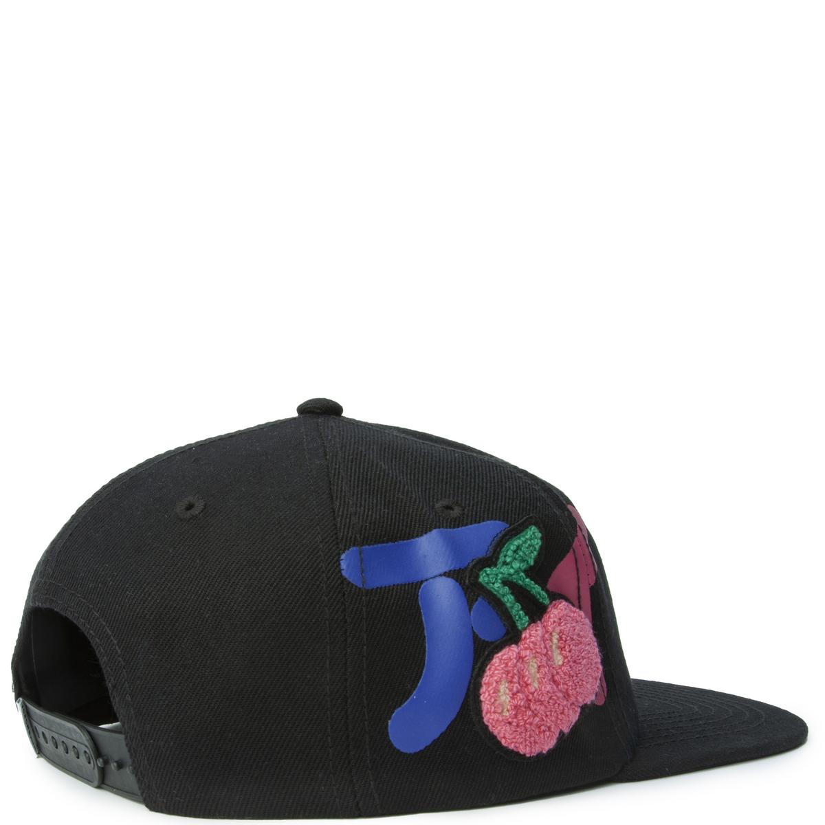 Timeless Snapback Hat - A Must - Have Fashion Piece